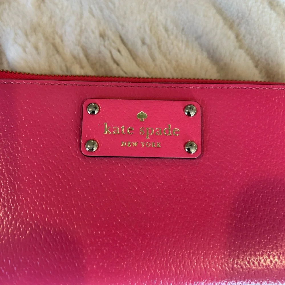 Kate Spade Pink Wallet - Picture 5 of 9